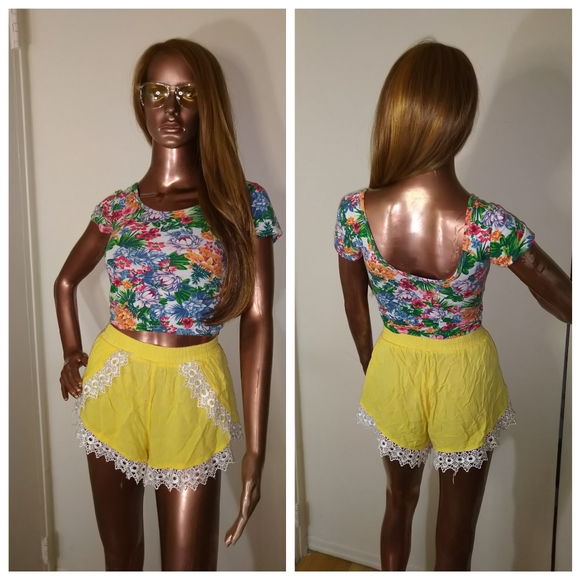 streetwear society essentials Tops - Streetwear Society Essentials floral printed crop